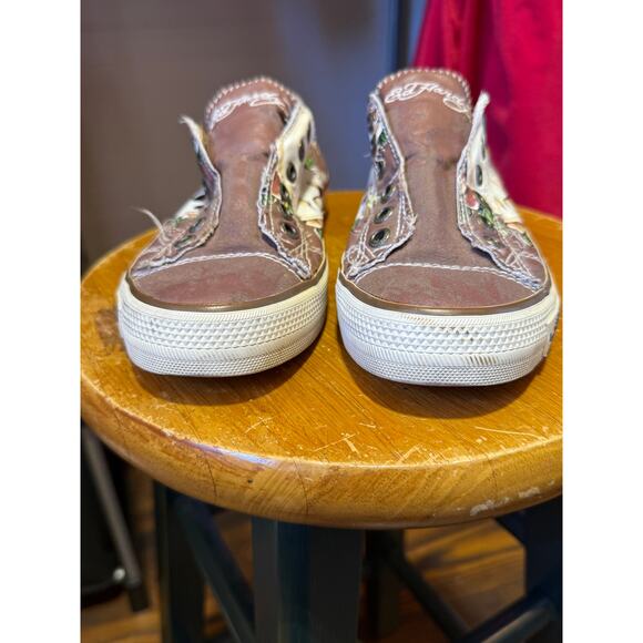 Don Ed Hardy Slip On No Lace Canvas Sneakers Brown Skull Size 6 - Picture 4 of 9